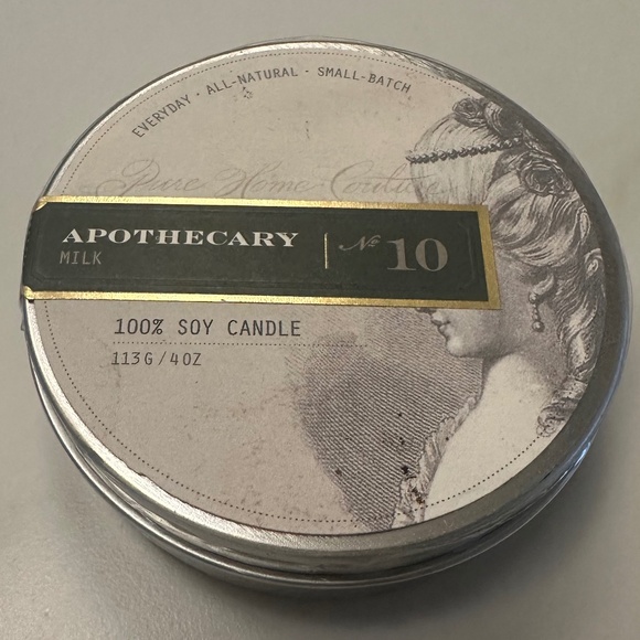 PURE HOME COUTURE - Milk - 100% Soy Candle - 113 g / 4 oz - 15 hours - Picture 1 of 7